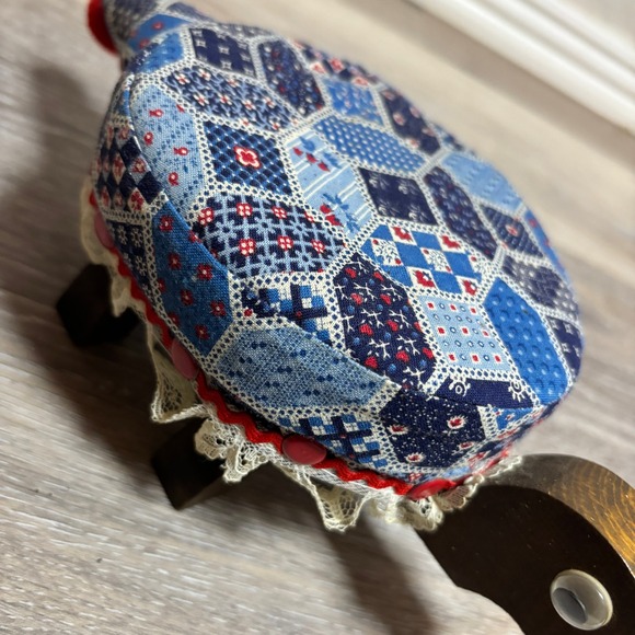 Handmade Wooden Turtle Pin Cushion Sewing Tool Fabric Patchwork Blue Red - Picture 8 of 10